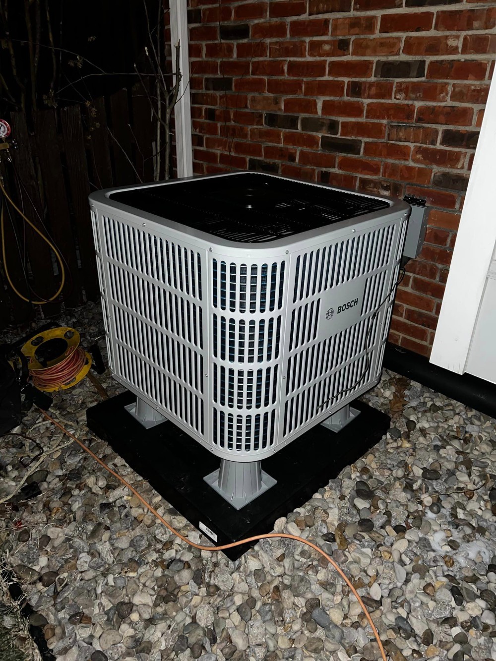 Bosch condensing unit